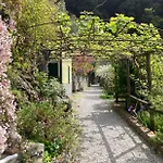 Pietrafiore モンテロッソ・アル・マーレ